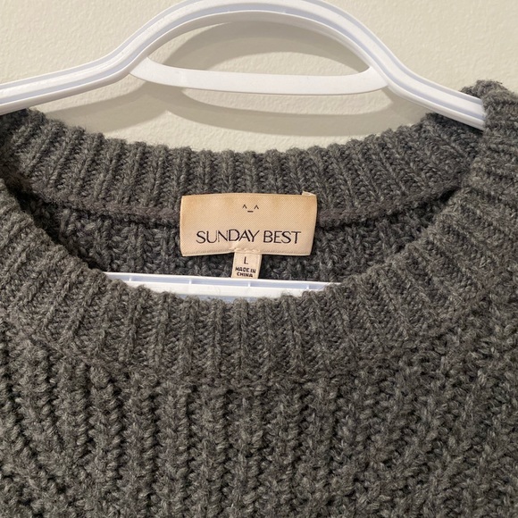 Sundays best size large knit sweater. From aritzia - Picture 2 of 3